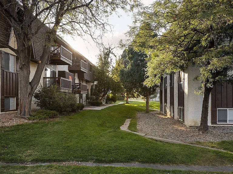 Willowstone Apartments — Photo 23