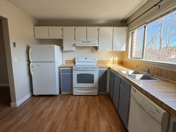 1800 Academy Ave, Klamath Falls, OR 97601