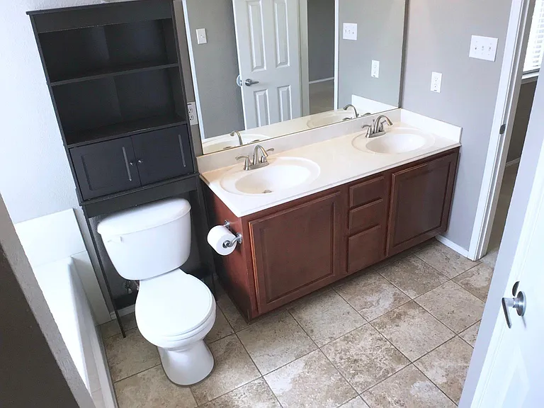 9945 Osprey Dr — Photo 13