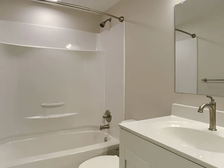 Briarcrest Gardens Apartments & Townhomes — Photo 73