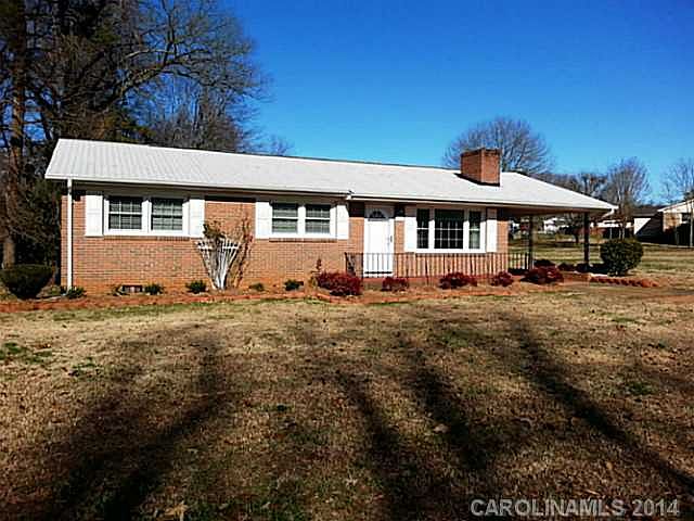 1st image of 811 Honeywood Ln