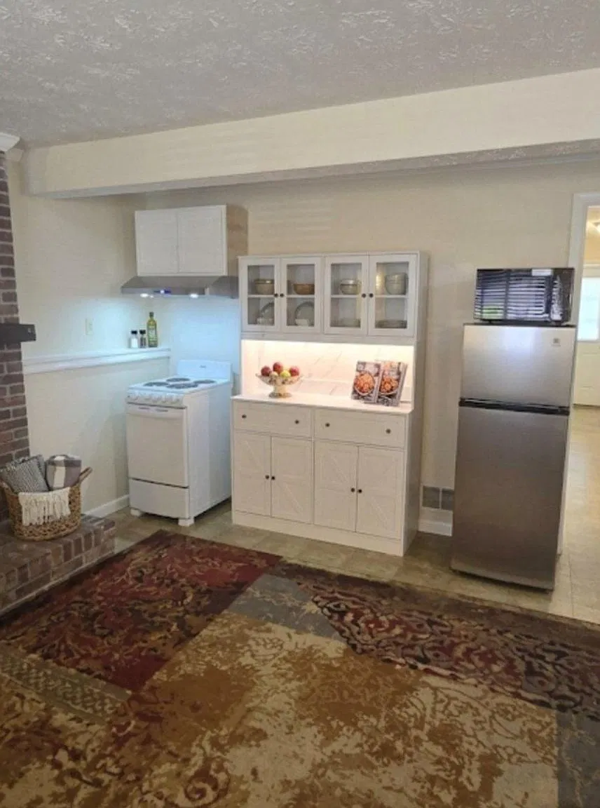 2 bed, 1.0 bath, 924 sqft, $1,680 — Photo 4