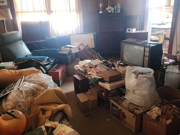 4th image of 1 McGuire St