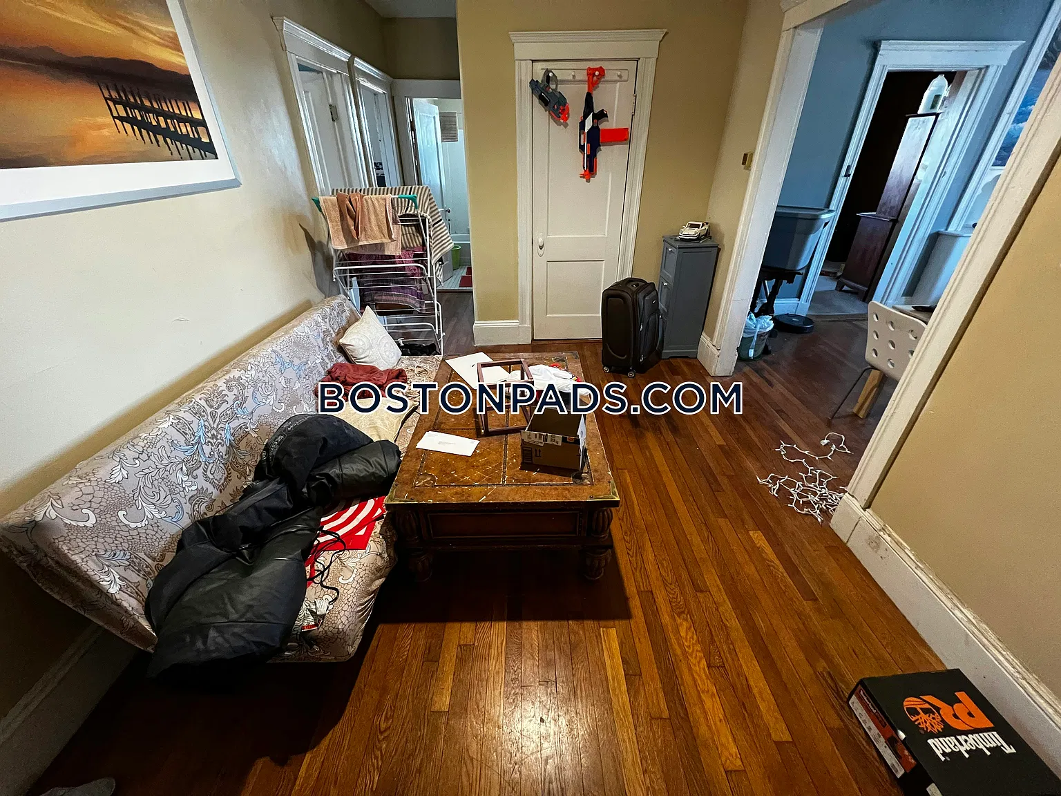 4 bed, 9999 sqft, $5,000 — Photo 3
