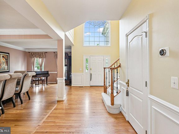4th image of 15135 Jupiter Hills Ln