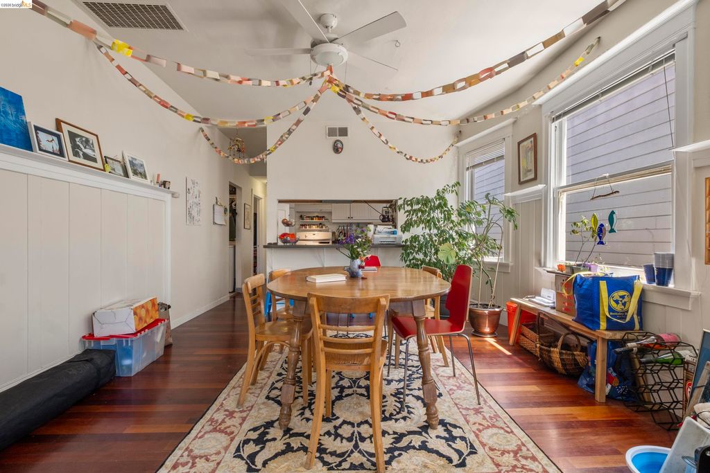 1032 Magnolia St, Oakland, CA - View 6