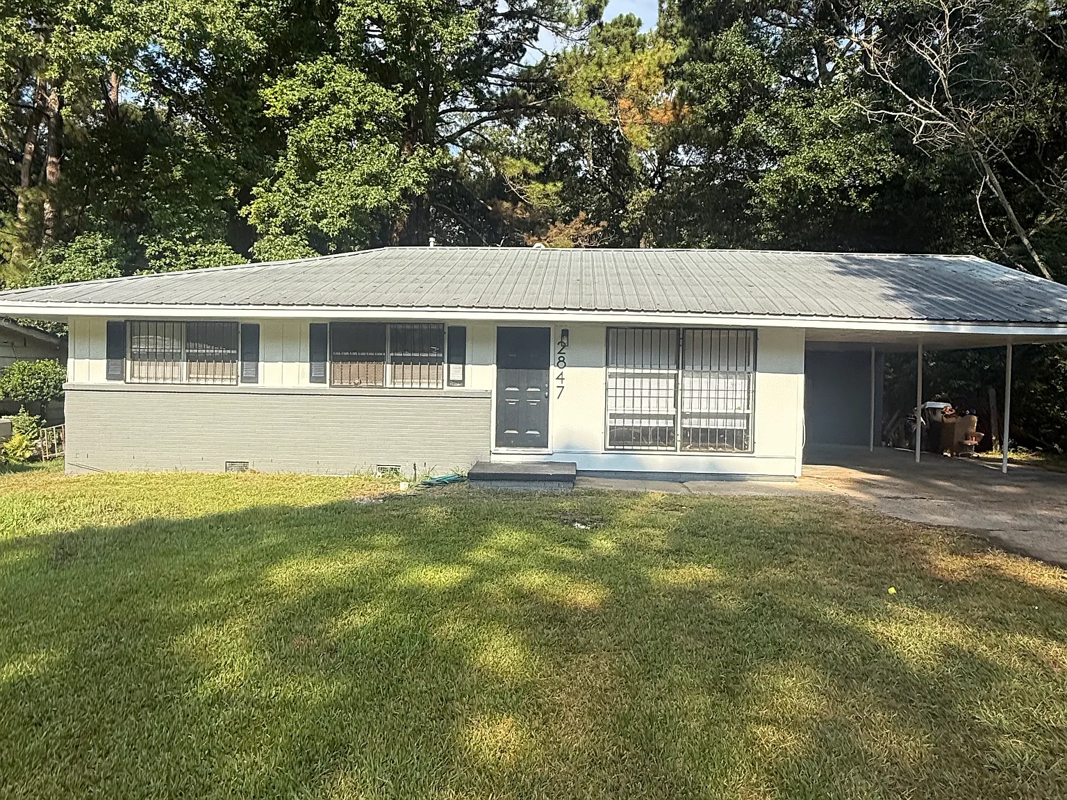 5 bed, 1593 sqft, $1,500 — Photo 1