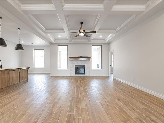 7th image of this home