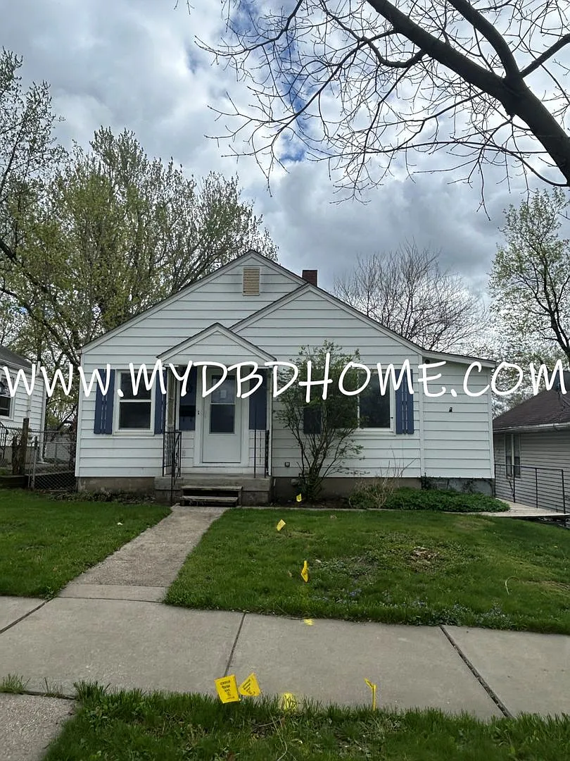 1305 Spring St — Photo 1
