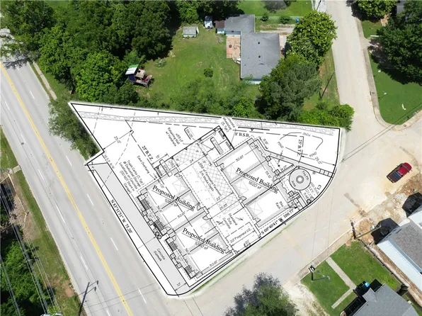 602 W 15th St #8, Fayetteville, AR 72701