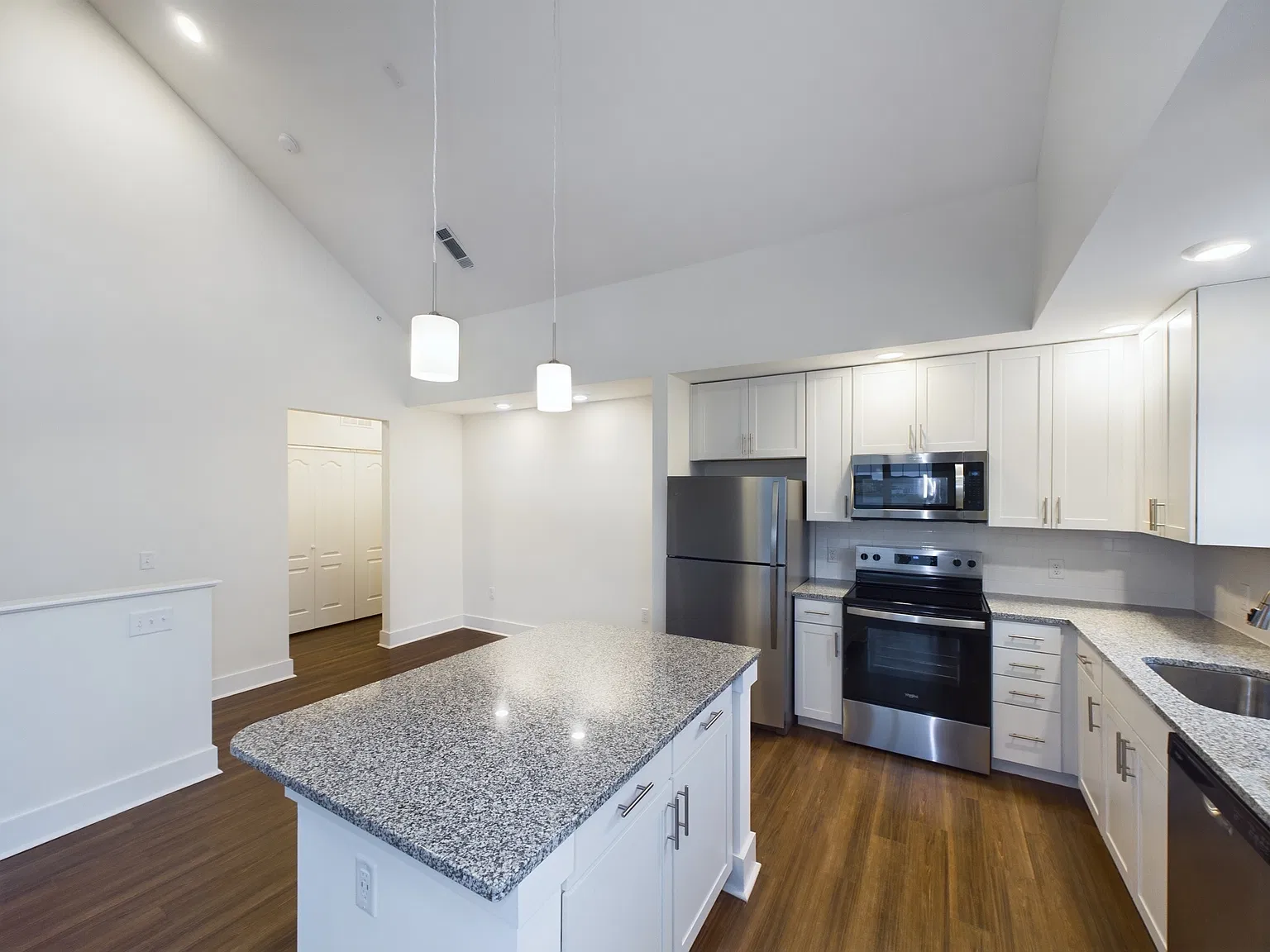2 bed, 1180 sqft, $2,169 — Photo 2