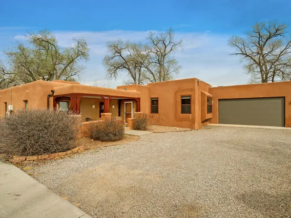2401 Kestrel Ct NW, Albuquerque, NM 87107