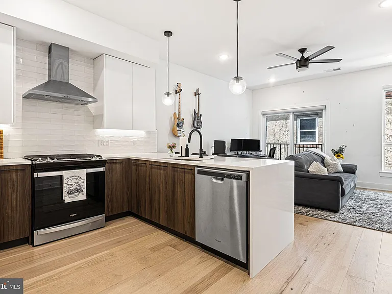 1723 Francis St #3D — Photo 1