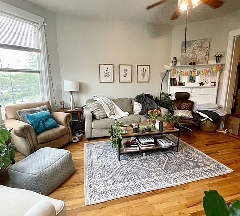 3rd image of 2632 N Lincoln Ave #2