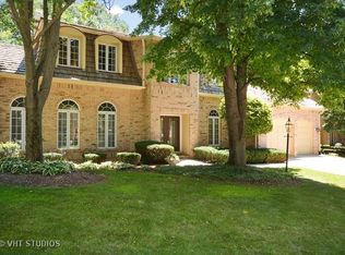423 Le Provence Cir, Naperville, IL