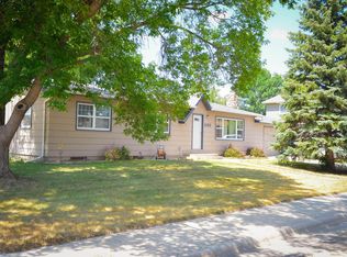 1103 N Oneida Ave, Pierre, SD 57501