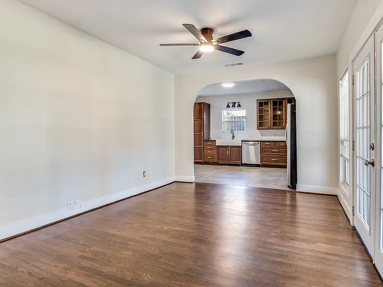 1631 Homewood Pl — Photo 13