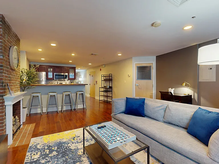 15 Union St #2 — Photo 7