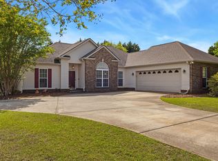 205 Autumn Woods Dr, Warner Robins, GA 31088