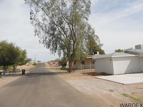 2nd image of 695 Malibu Dr