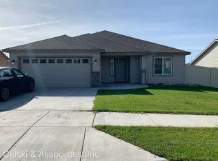 5461 W 32nd Ave, Kennewick, WA 99338