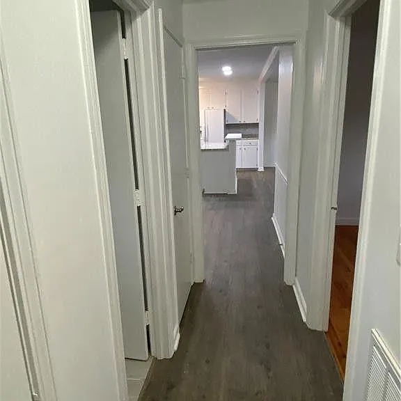 207 Corning St — Photo 5