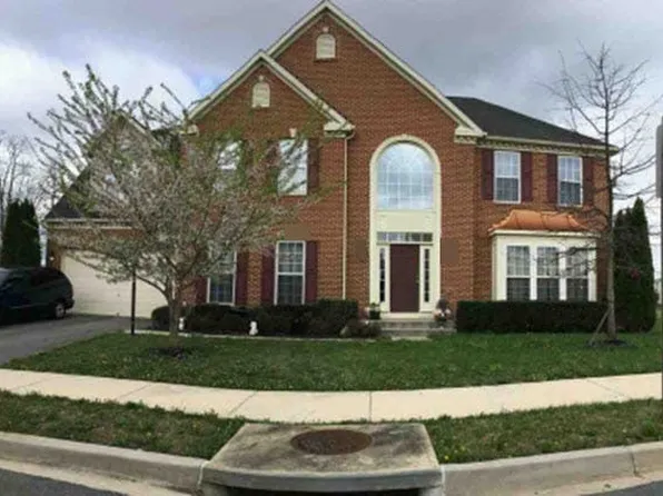 12432 Gemstone Dr, Hagerstown, MD 21740