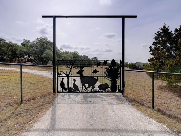 6573 Ranch Road 165, Blanco, TX 78606