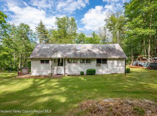 28 White Pine Ln, Stone Ridge, NY 12484