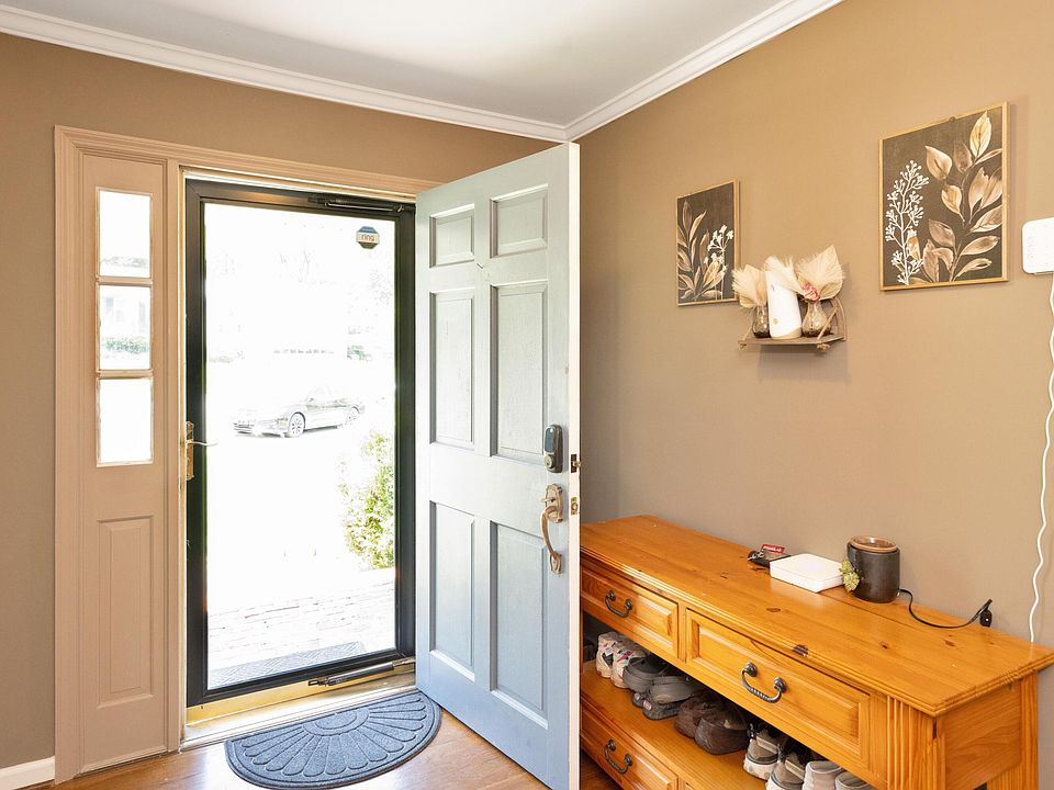 1108 Pepperhill Cir, Lexington, KY 40502 Zillow