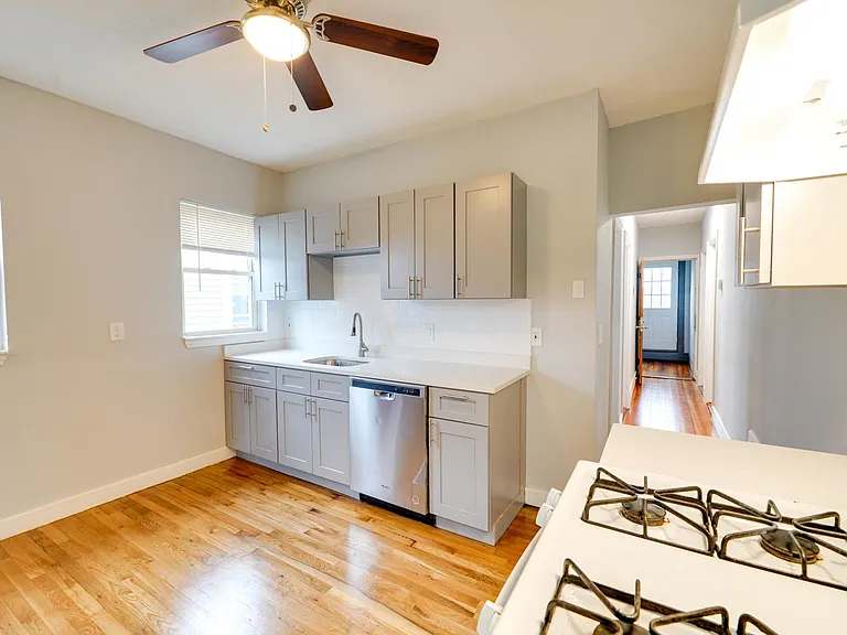 6 Ridgewood St #3 — Photo 9
