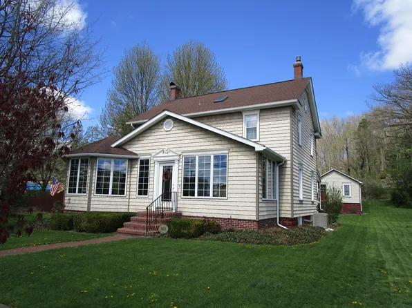 903 Washington St, Conneautville, PA 16406