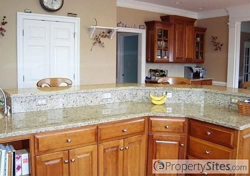 2nd image of 1068 Presidential Cir