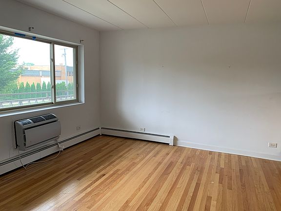 5th image of 202 N Salem Ave #9B