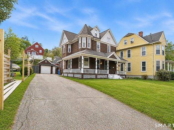 2nd image of 112 Howe Avenue