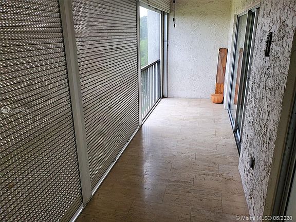 3rd image of 5860 NW 44th St APT 501