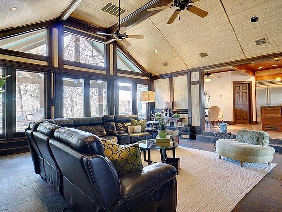 4th image of 4300 Eaton Cir