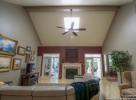 5th image of 13226 Hunters View St