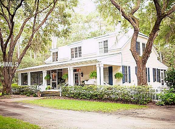 2nd image of 1 Maryfield Ln