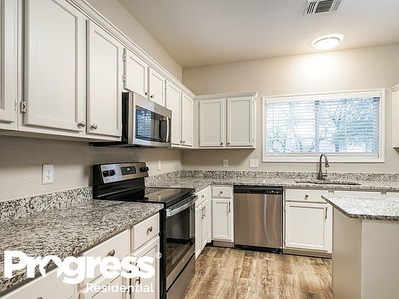 5th image of 1223 Saxonhill Dr