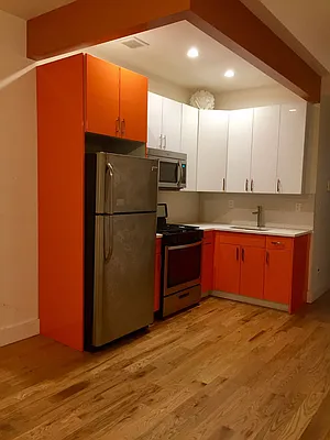 Rented by Sher Management | media 67