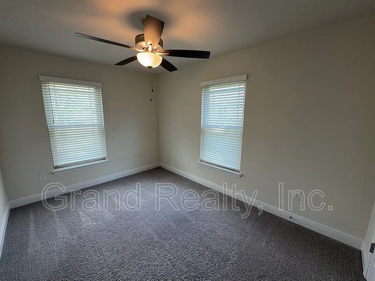 4393 Village Oak Ln — Photo 19