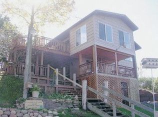 522 Wolf River Dr, Fremont, WI 54940