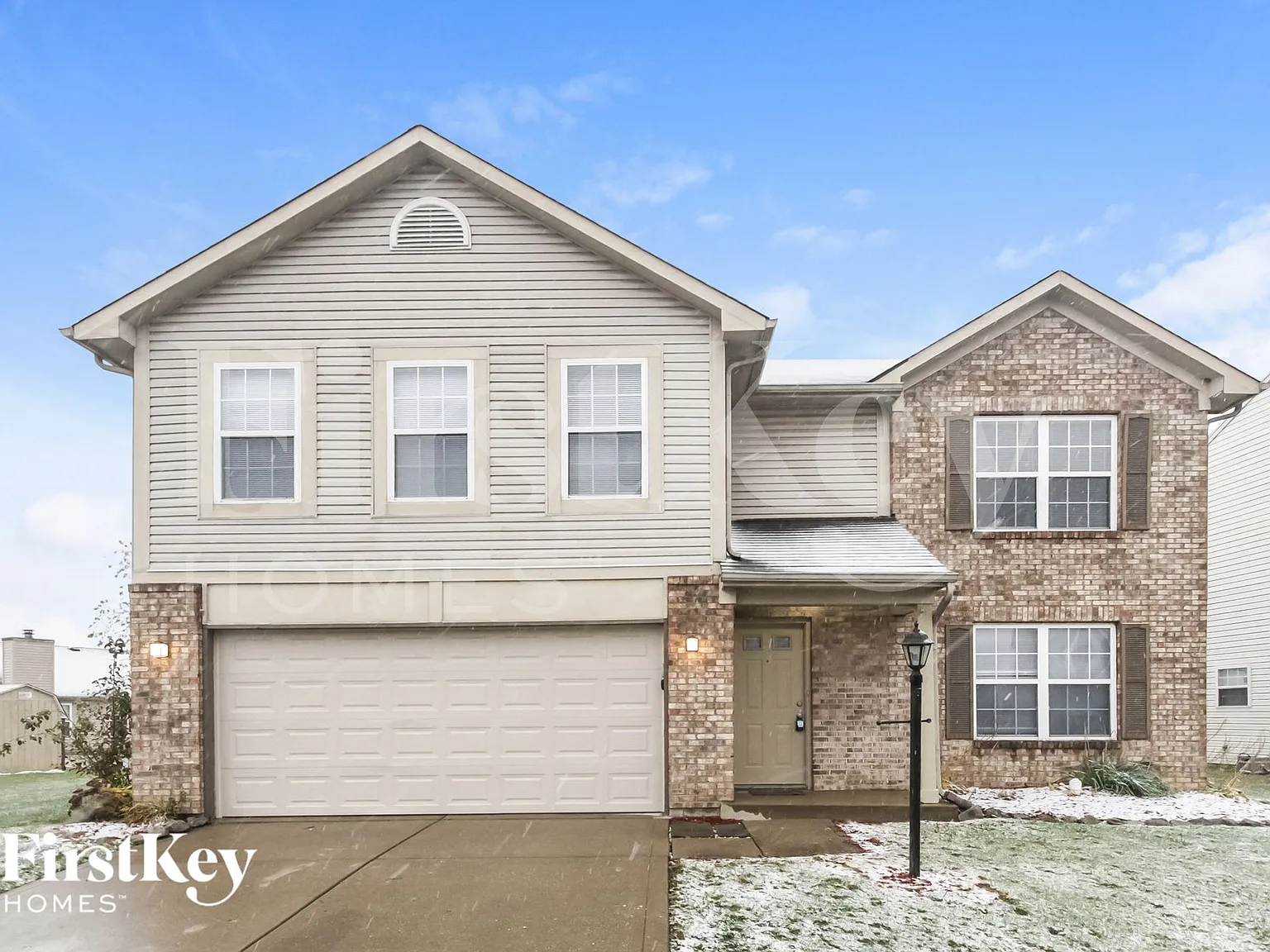 3 bed, 2.5 bath, 2320 sqft, $2,260 — Photo 1