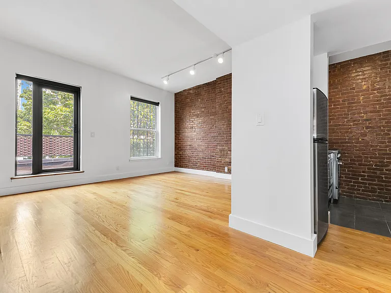 23 W 94th St #E — Photo 2