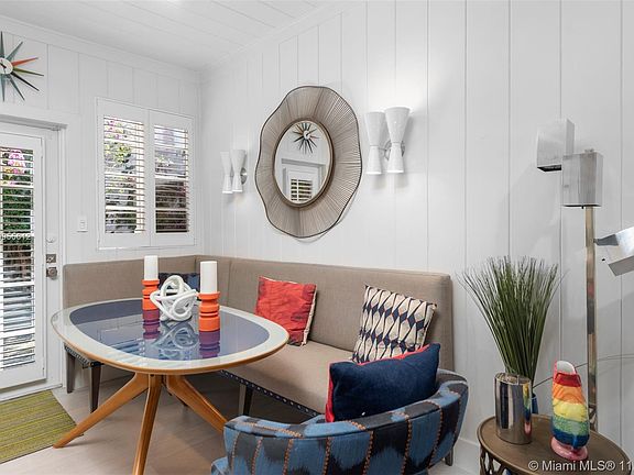 5th image of 724 Espanola Way APT 5