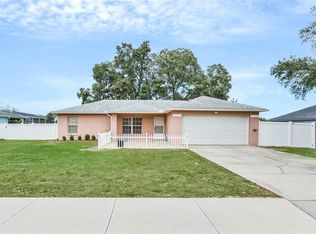 4207 Under Pass Rd, Mascotte, FL 34753