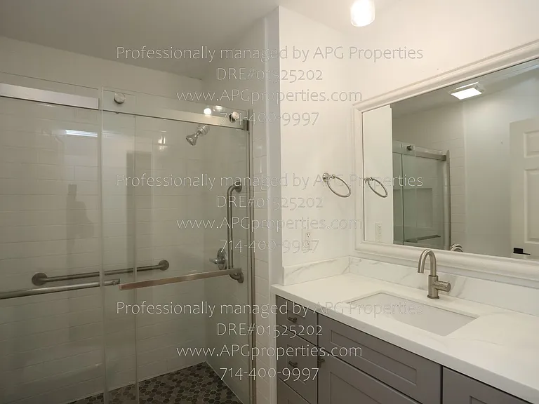 829 N Elmwood St — Photo 19