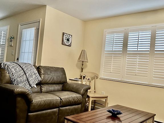 2nd image of 114 37th St APT B
