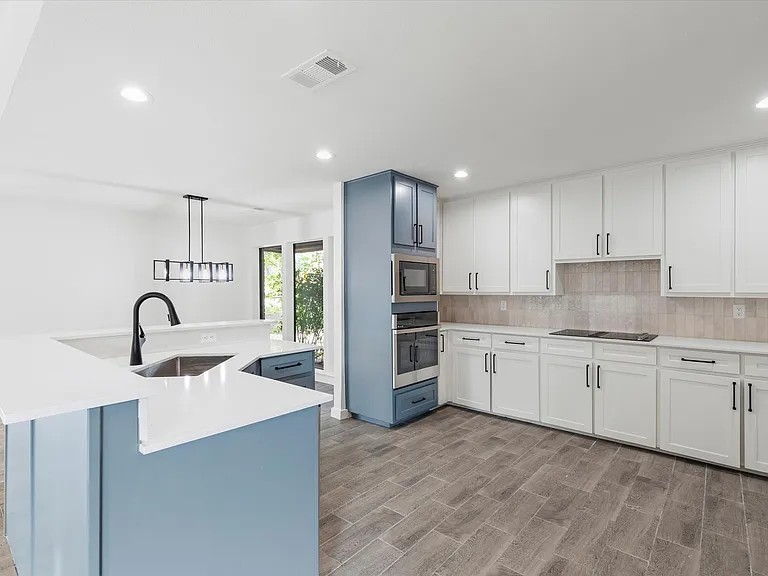 17003 Davenport Rd — Photo 13